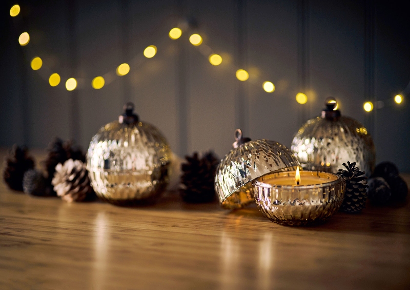 100% Plant-Based Scented Candle in Mercury Glass